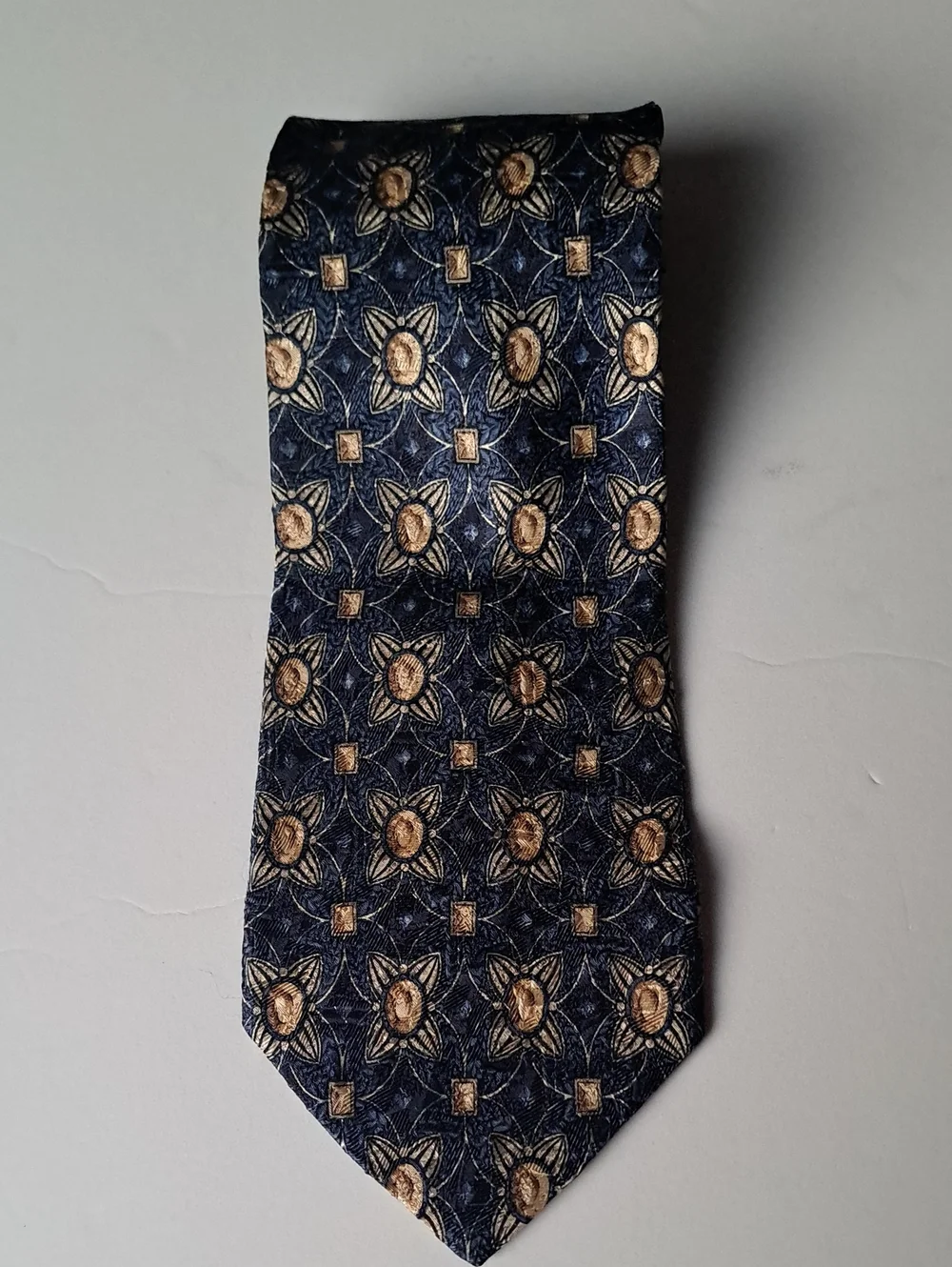 graham & Lodawood London ENGLAND Men's Navy Geometric Silk Tie with Gold